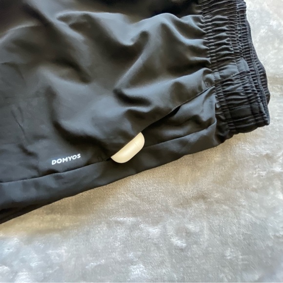 Black Domyos Sport shorts - Picture 7 of 9